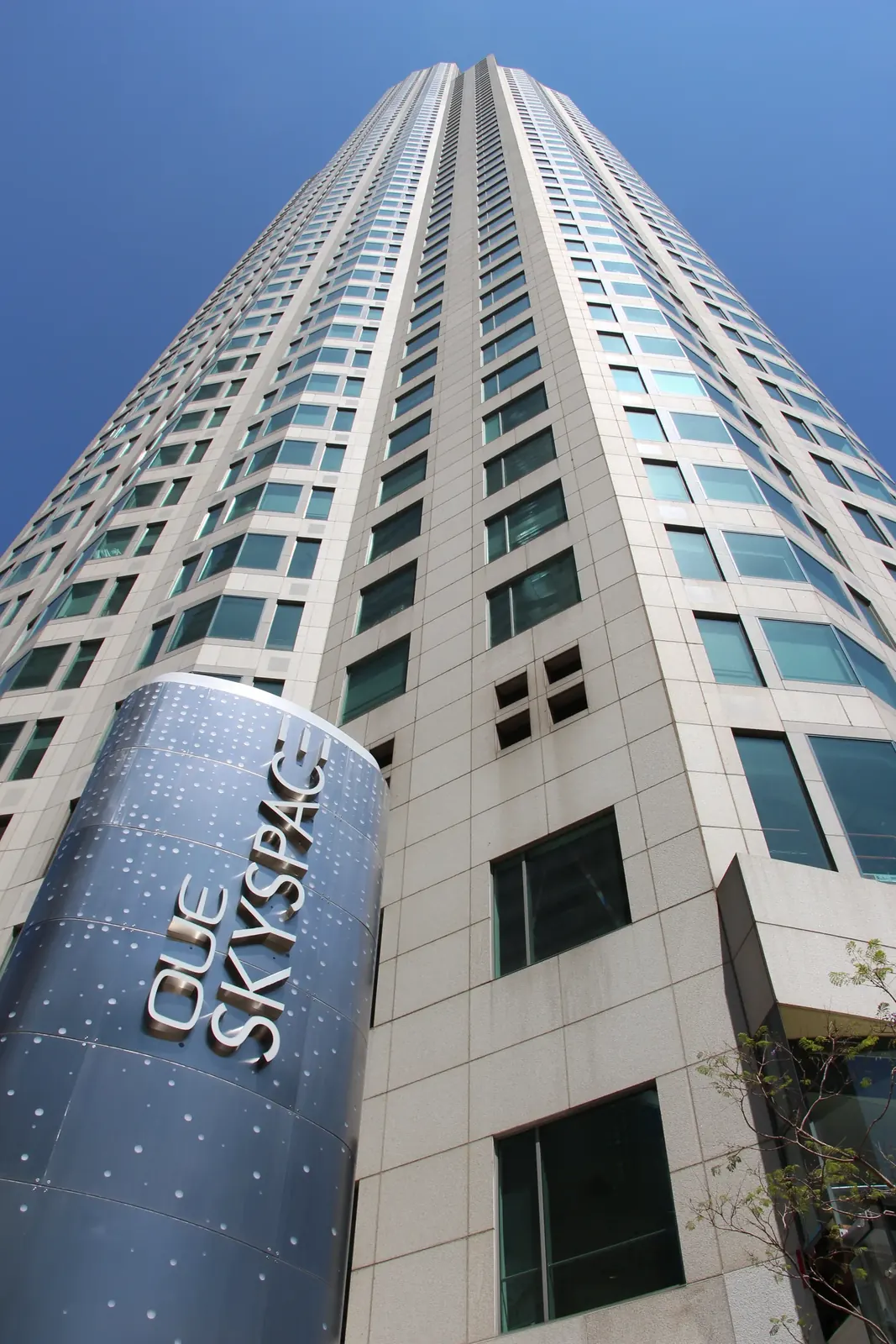 洛杉矶市中心U.S. Bank Tower外观