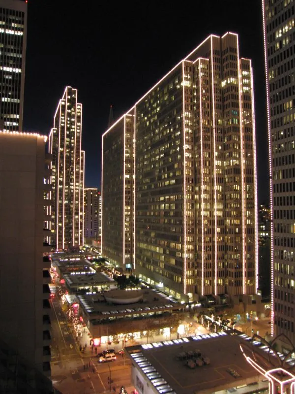 San FranciscoOne Embarcadero Center办公楼外观