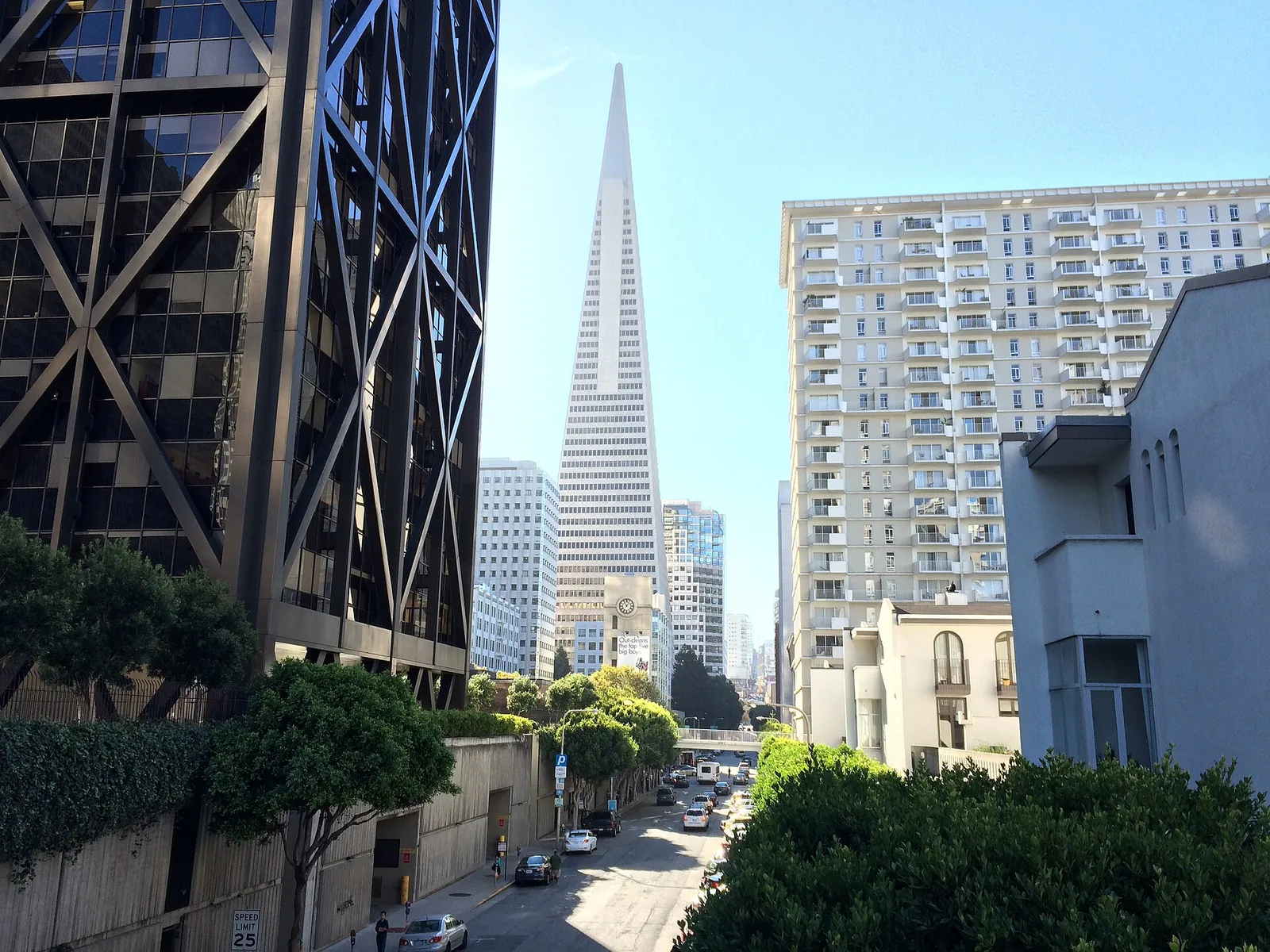 San FranciscoOne Maritime Plaza办公楼外观