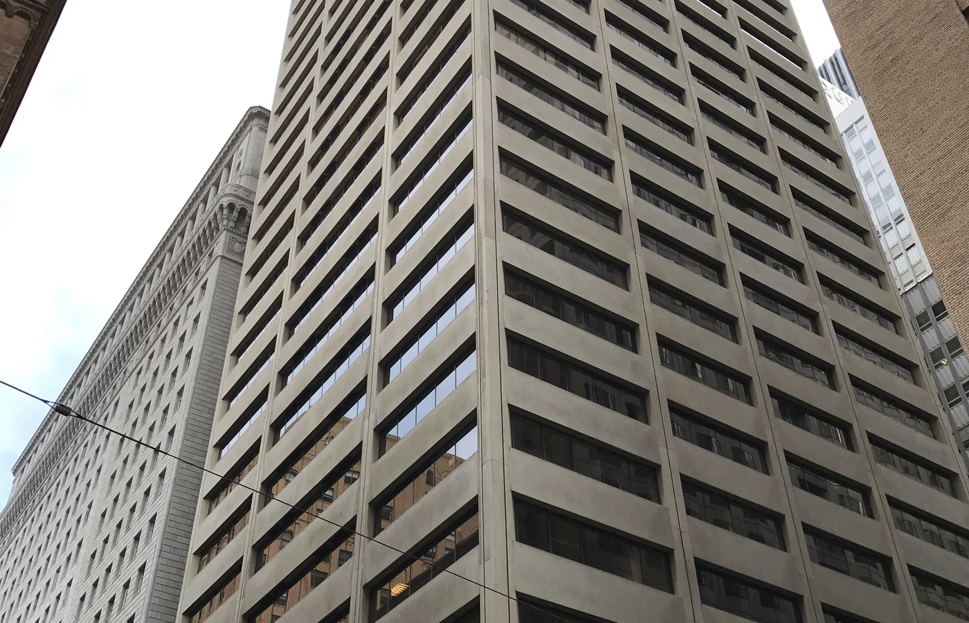 180 Montgomery Street建筑外观