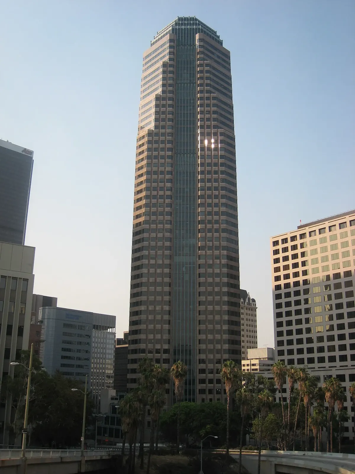 Los AngelesFigueroa at Wilshire办公楼外观