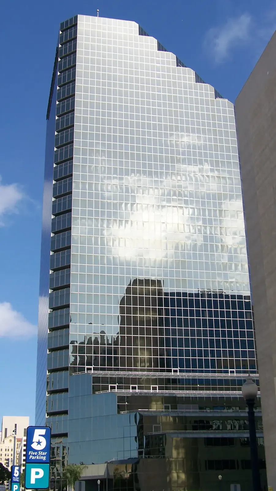 San Diego1 Columbia Place办公楼外观