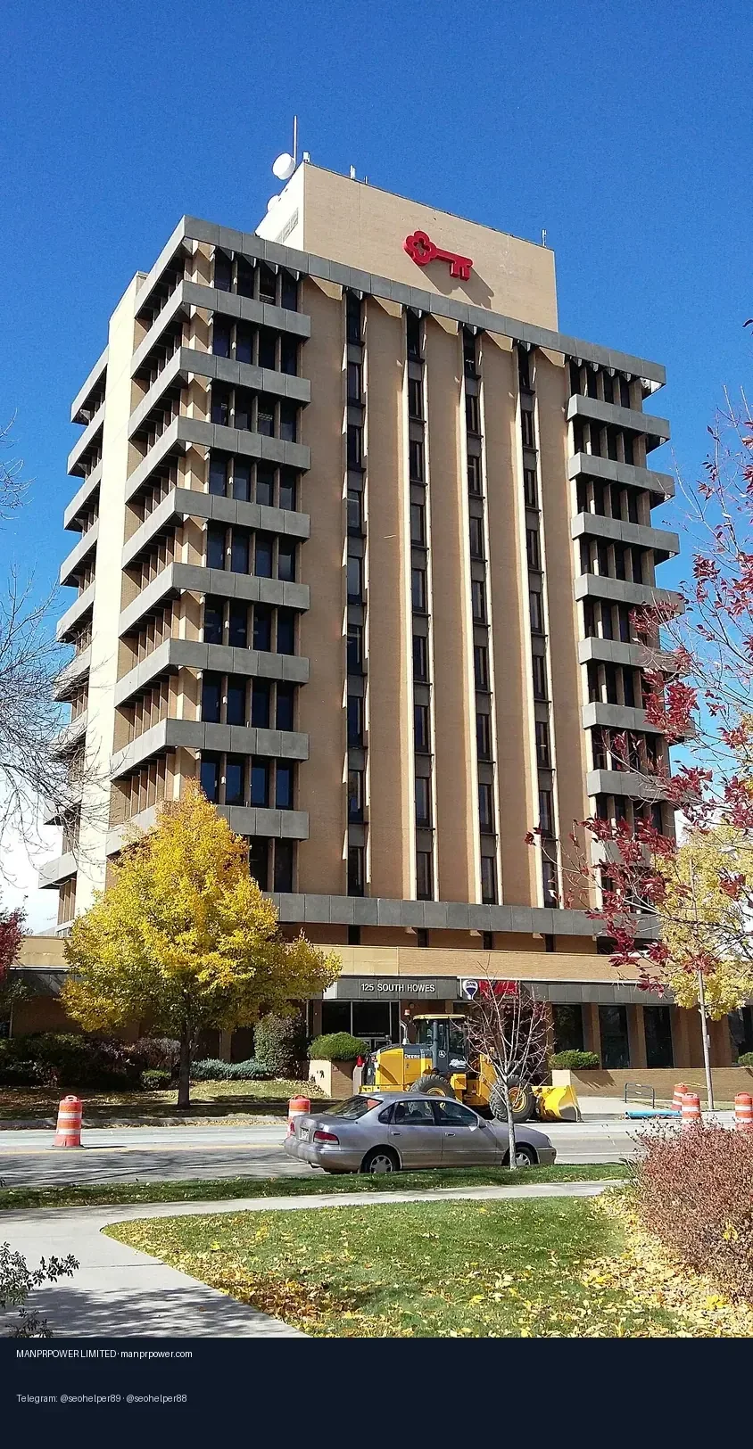 Fort Collins｜KeyBank Tower办公楼外观